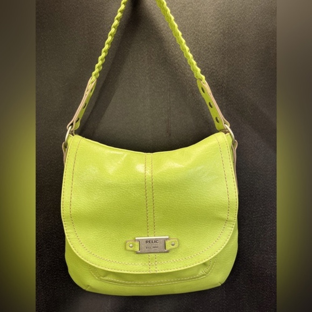 ❤️💚🗝️Relic by Fossil Green Shoulder Bag🗝️💚❤️